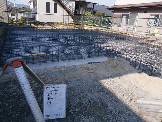 基礎の配筋工事中です