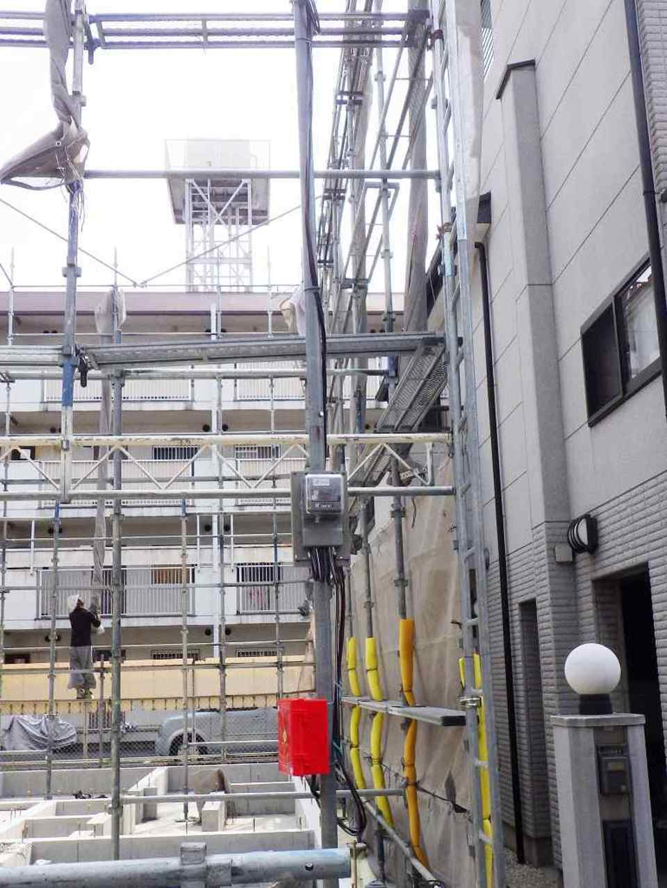 建て方工事を待つ現場