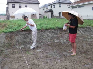 地縄確認と土地のお浄めをしました！